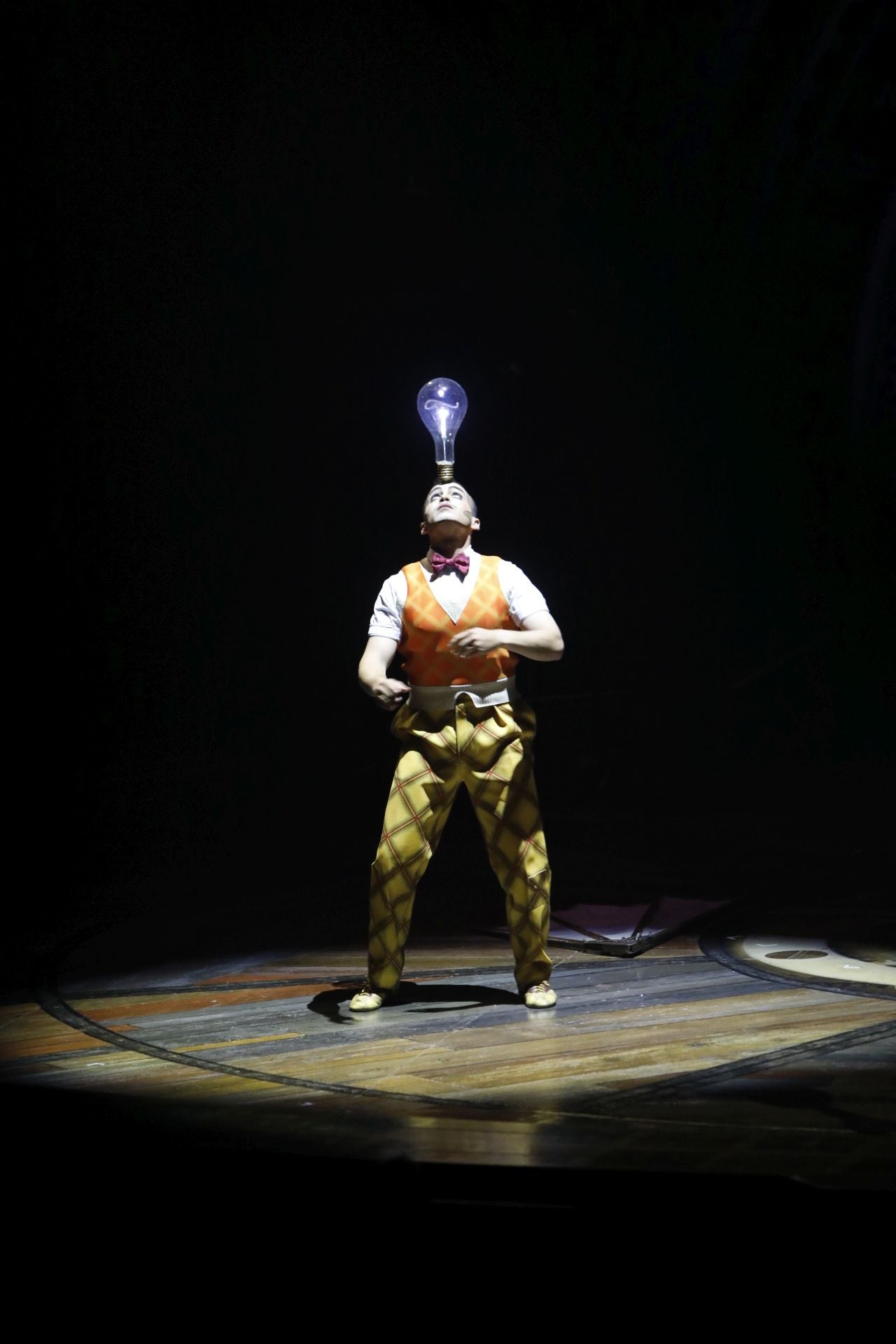 Las espectaculares imágenes que deja &#039;Kurios&#039; del Cirque du Soleil en su estreno en Gijón