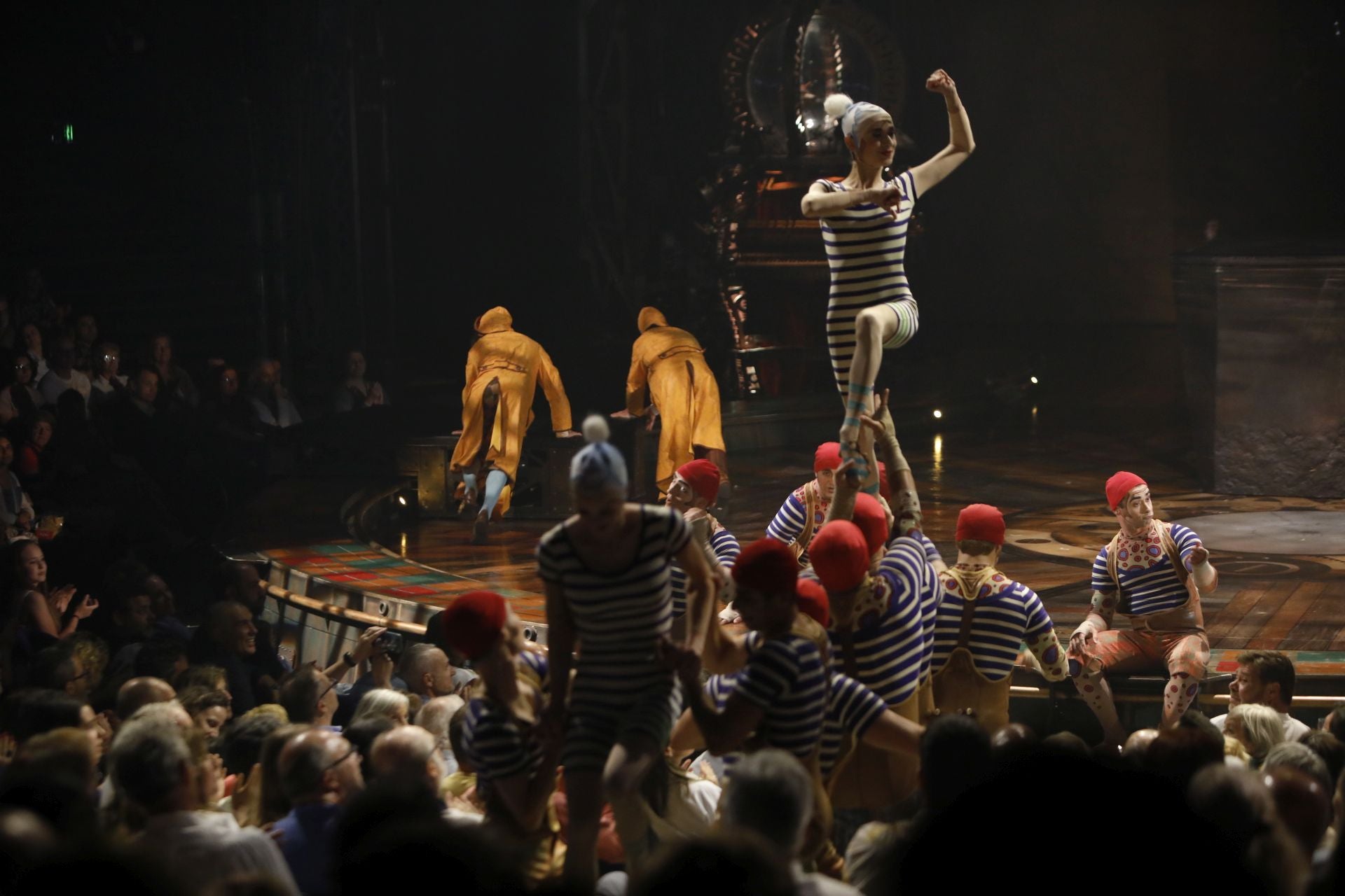 Las espectaculares imágenes que deja &#039;Kurios&#039; del Cirque du Soleil en su estreno en Gijón