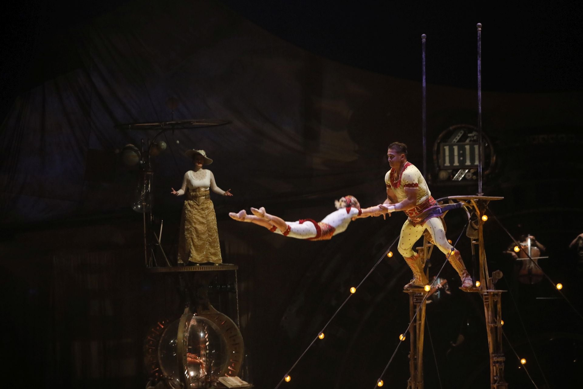 Las espectaculares imágenes que deja &#039;Kurios&#039; del Cirque du Soleil en su estreno en Gijón