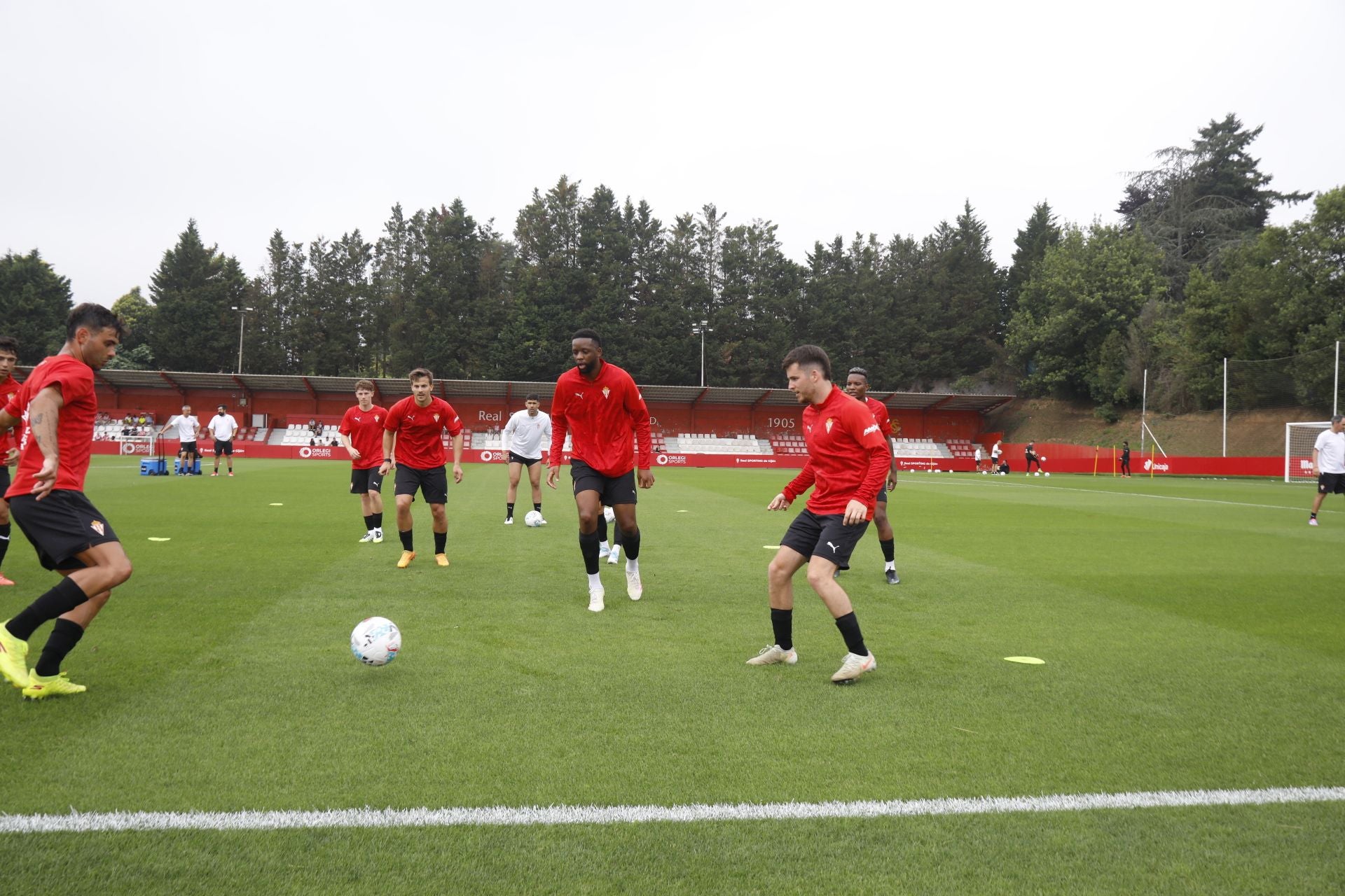 &#039;Mareona&#039; en el primer entrenamiento de la temporada del Sporting de Gijón
