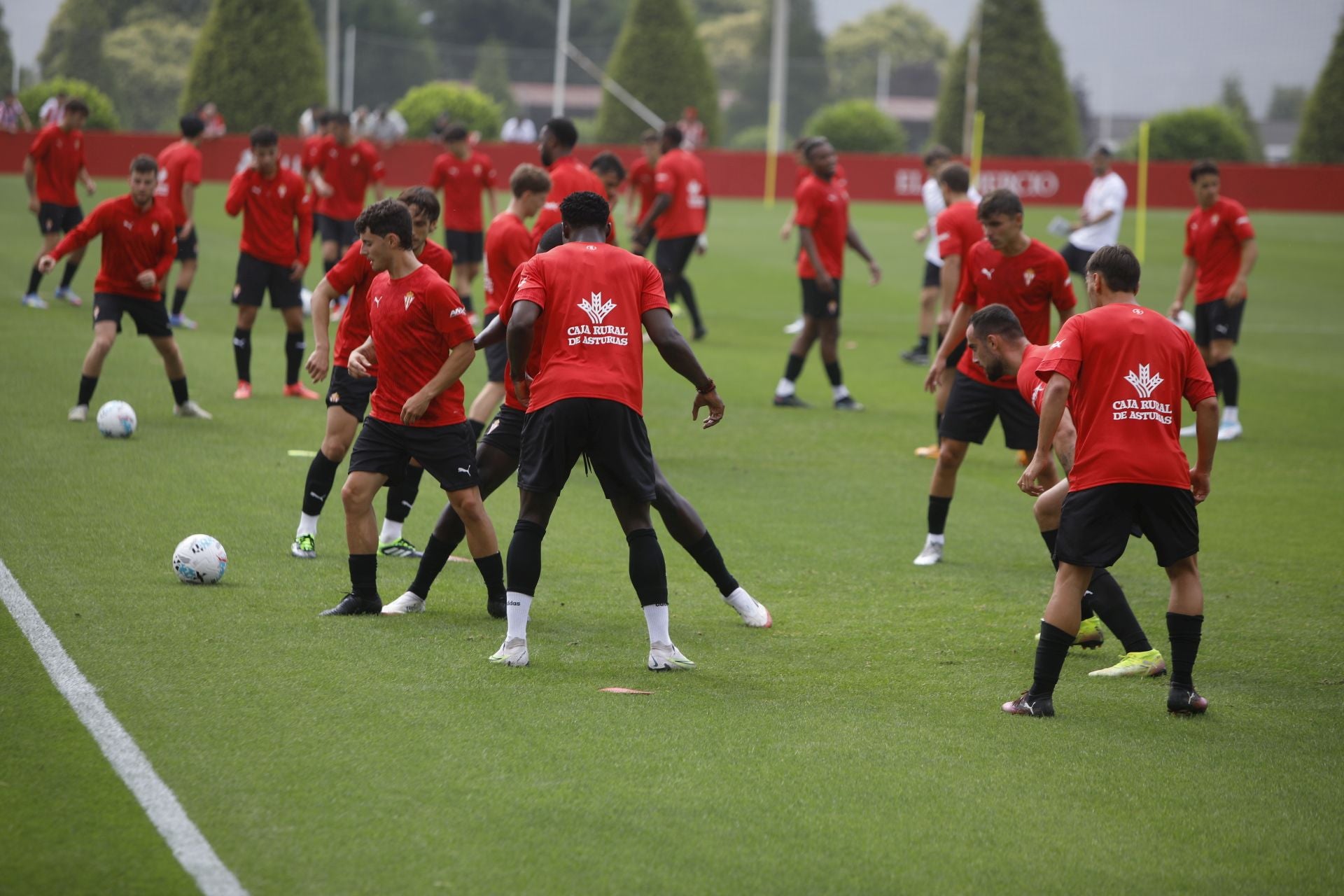&#039;Mareona&#039; en el primer entrenamiento de la temporada del Sporting de Gijón
