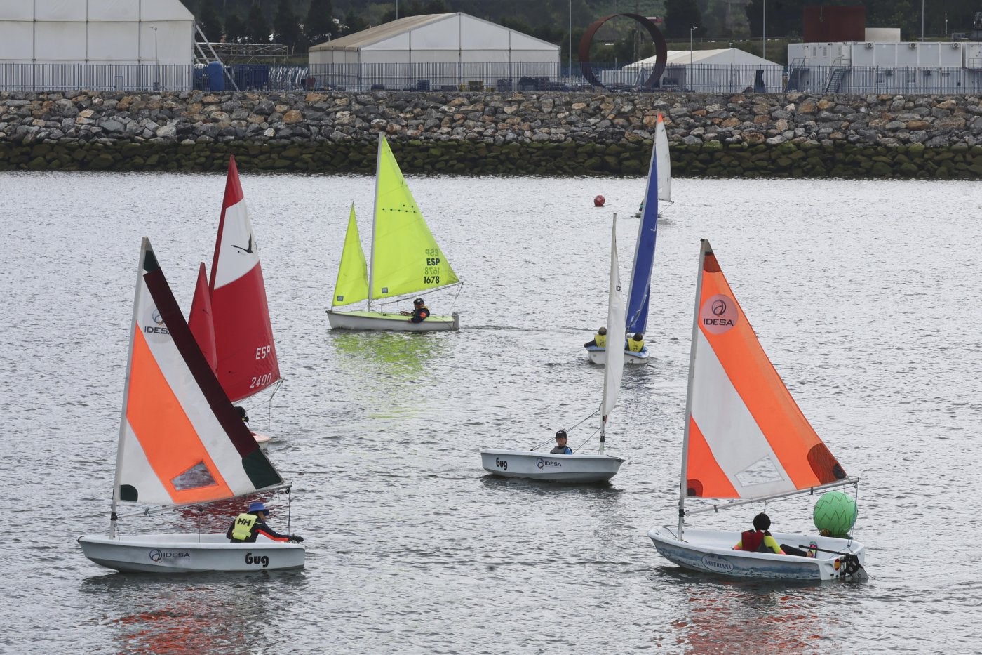 El programa deportivo se unió ayer con la primera regata.
