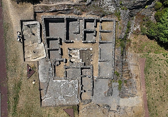 Fotografía realizada por un dron que muestra el área excavada.