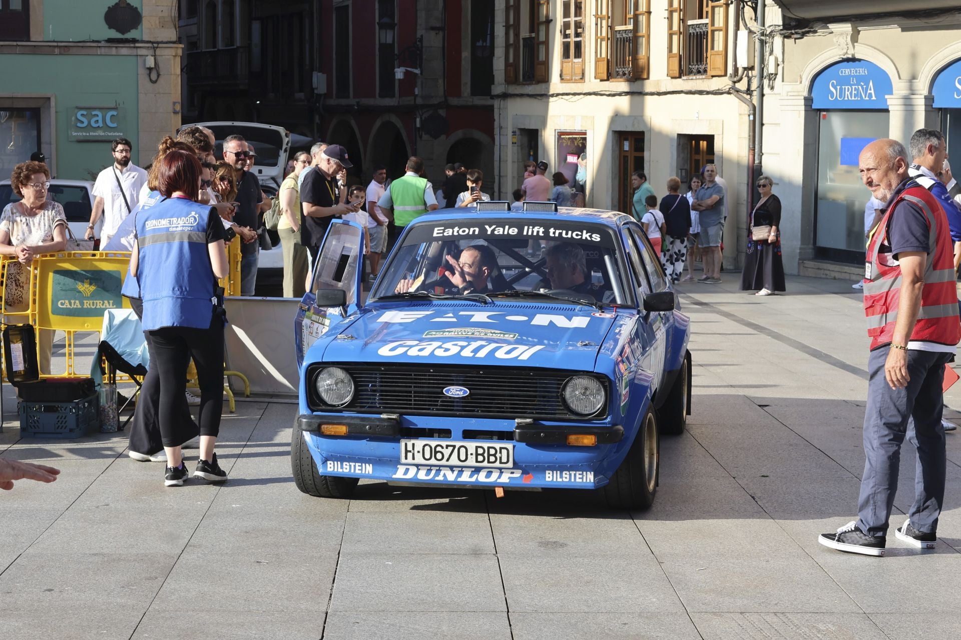 Avilés quema rueda: las fotos que deja el Rallye Histórico