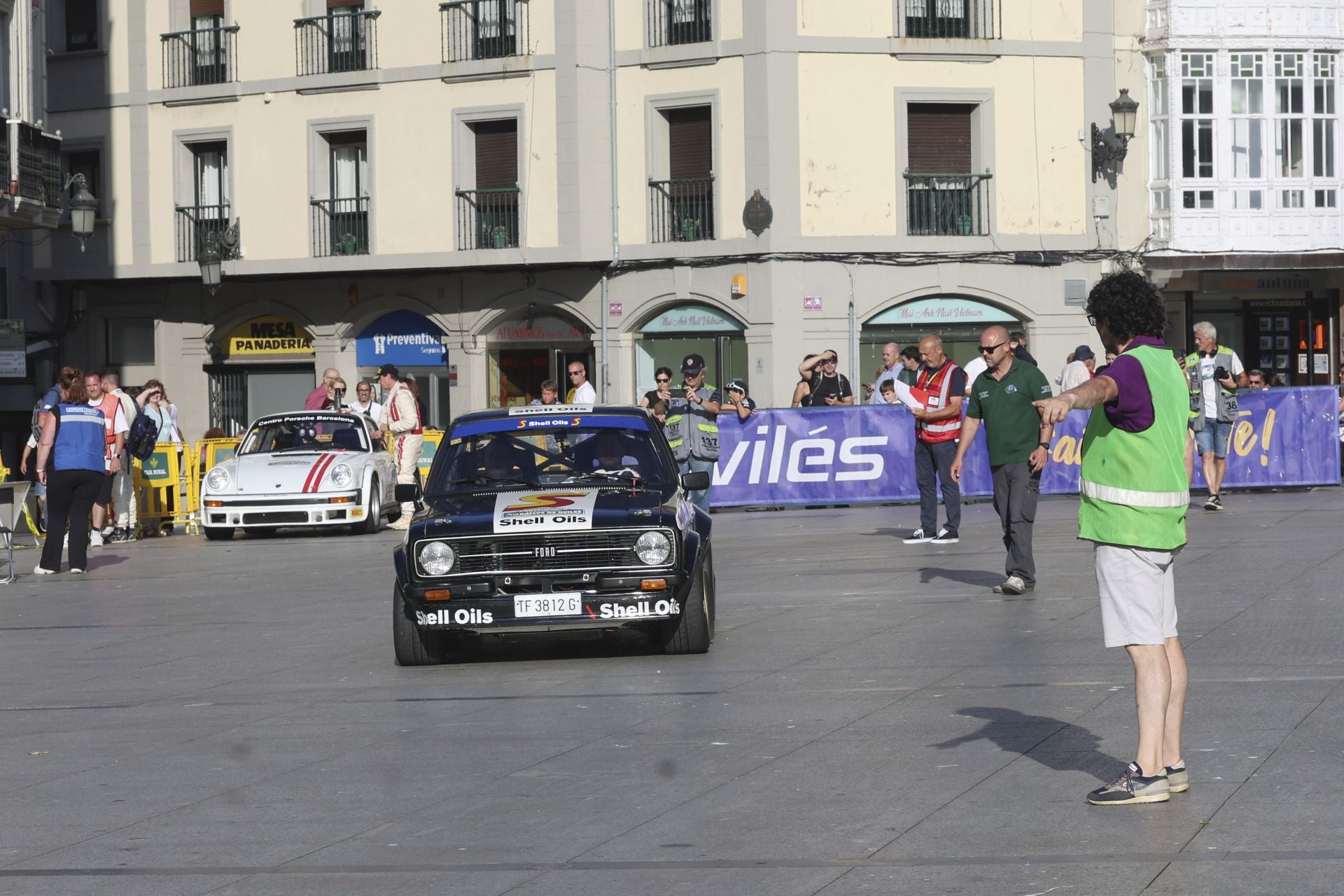Avilés quema rueda: las fotos que deja el Rallye Histórico