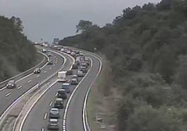 Imagen en la zona de la AP-66 donde se están registrando los atascos.