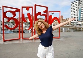 La cantante Mina Longo, pregonera de la Semana Grande de Gijón 2025.