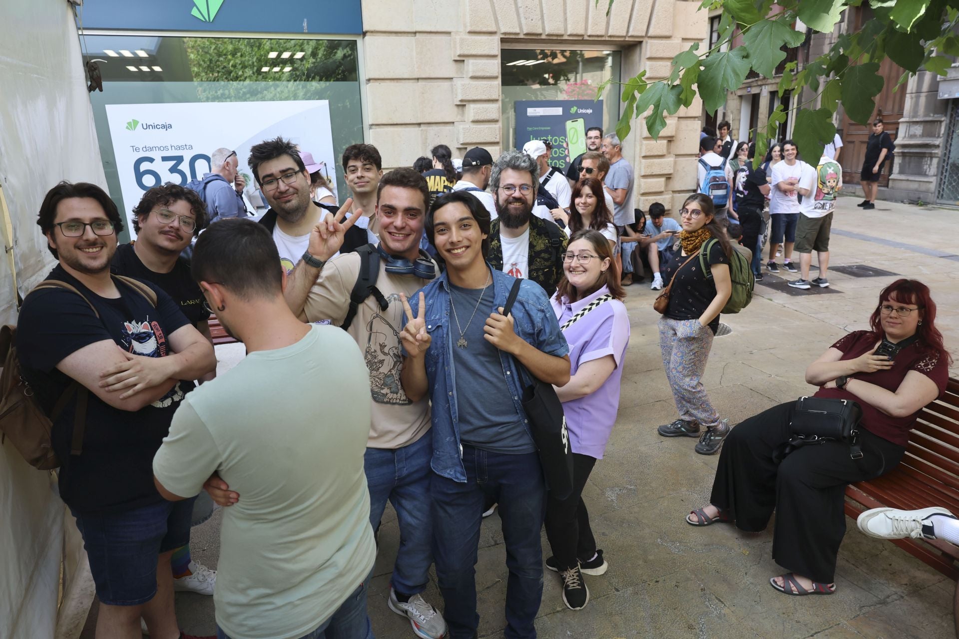 El Festival Celsius de Avilés echa a andar: largas colas por Brandon Sanderson