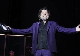 Sabina, en 2017, en el patio de la Laboral, en su último concierto en Gijón.