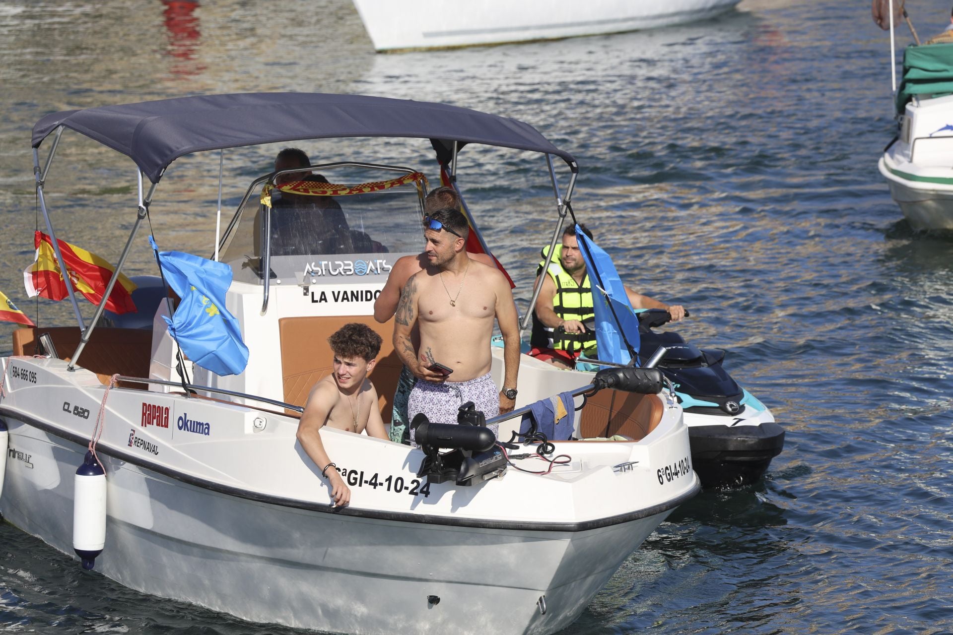 Gijón celebra la procesión marinera de la Virgen del Carmen