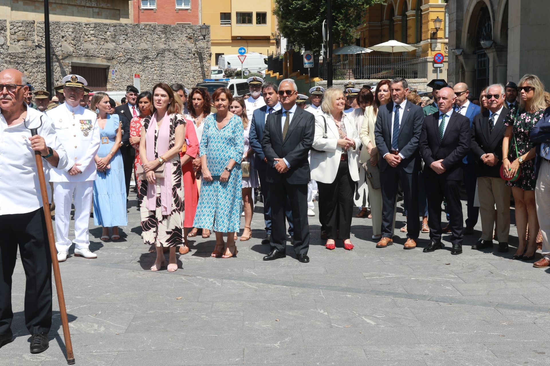 La Armada honra a la Virgen del Carmen en Gijón