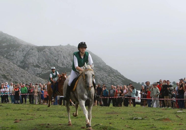 Guía de la Fiesta del Pastor: programa y los accesos a los Lagos de Covadonga