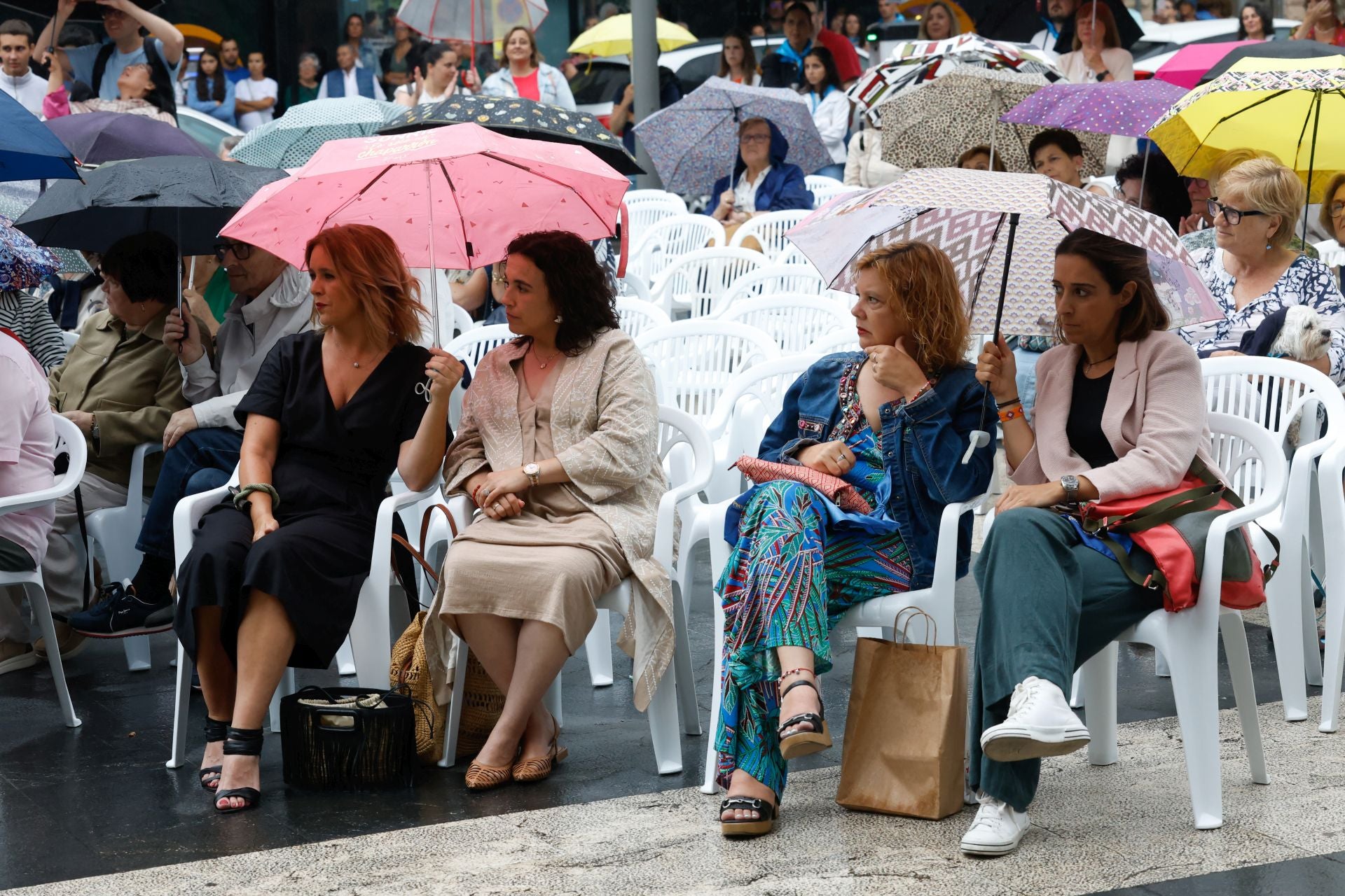 El grupo folklórico El Ventolín da el pregón de las fiestas del Carmín