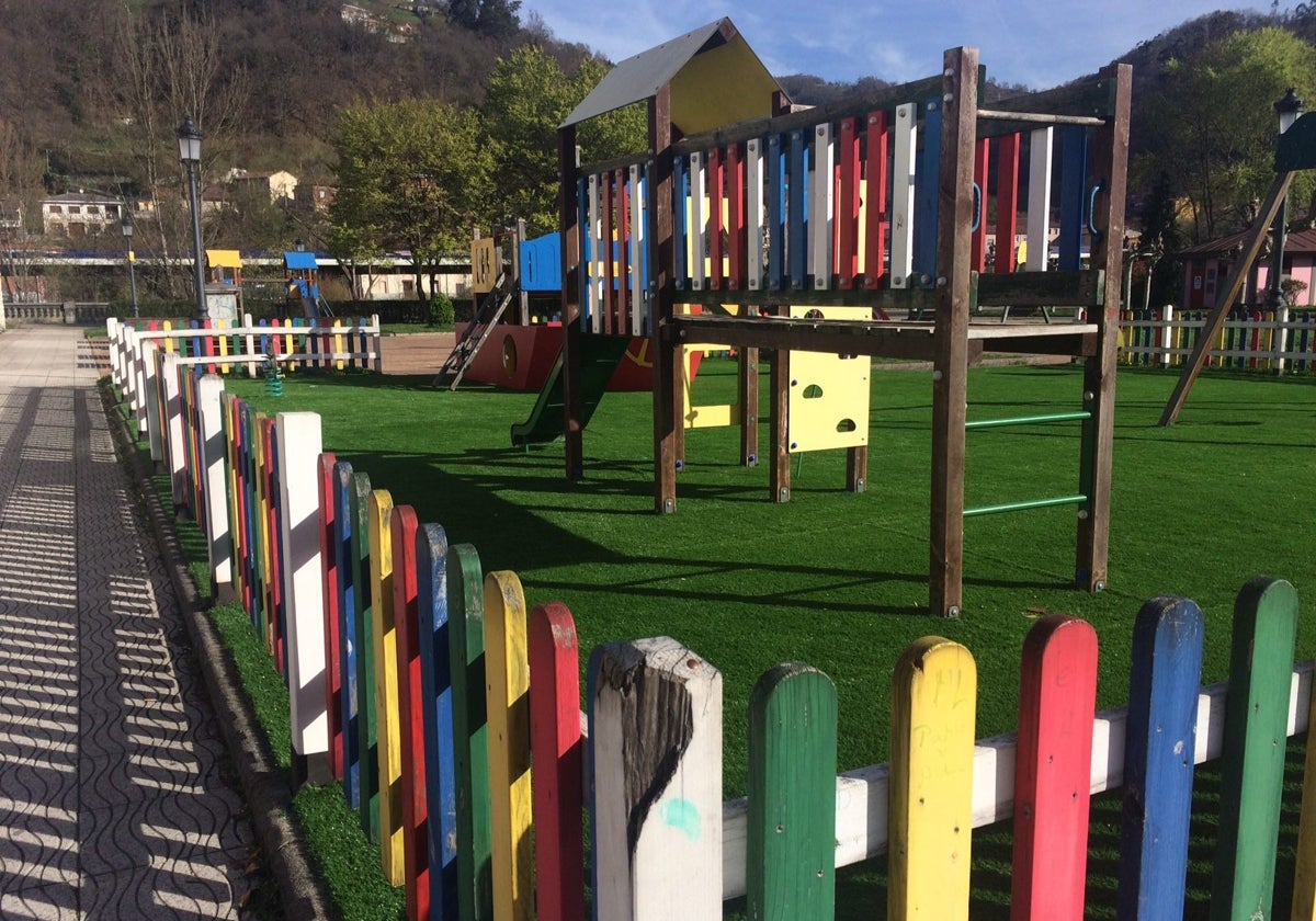 Parque infantil de San Martín,, una de las áreas que recibirá dinero para mejoras