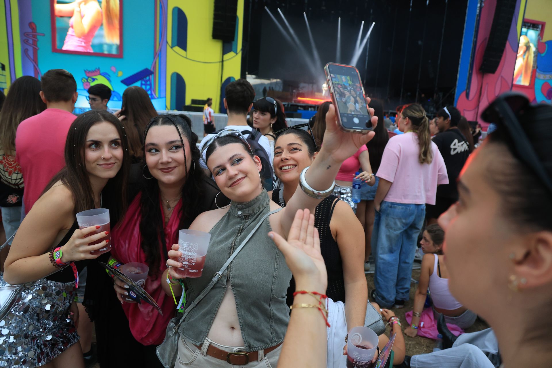 Asturias se rinde a la última descarga del Boombastic