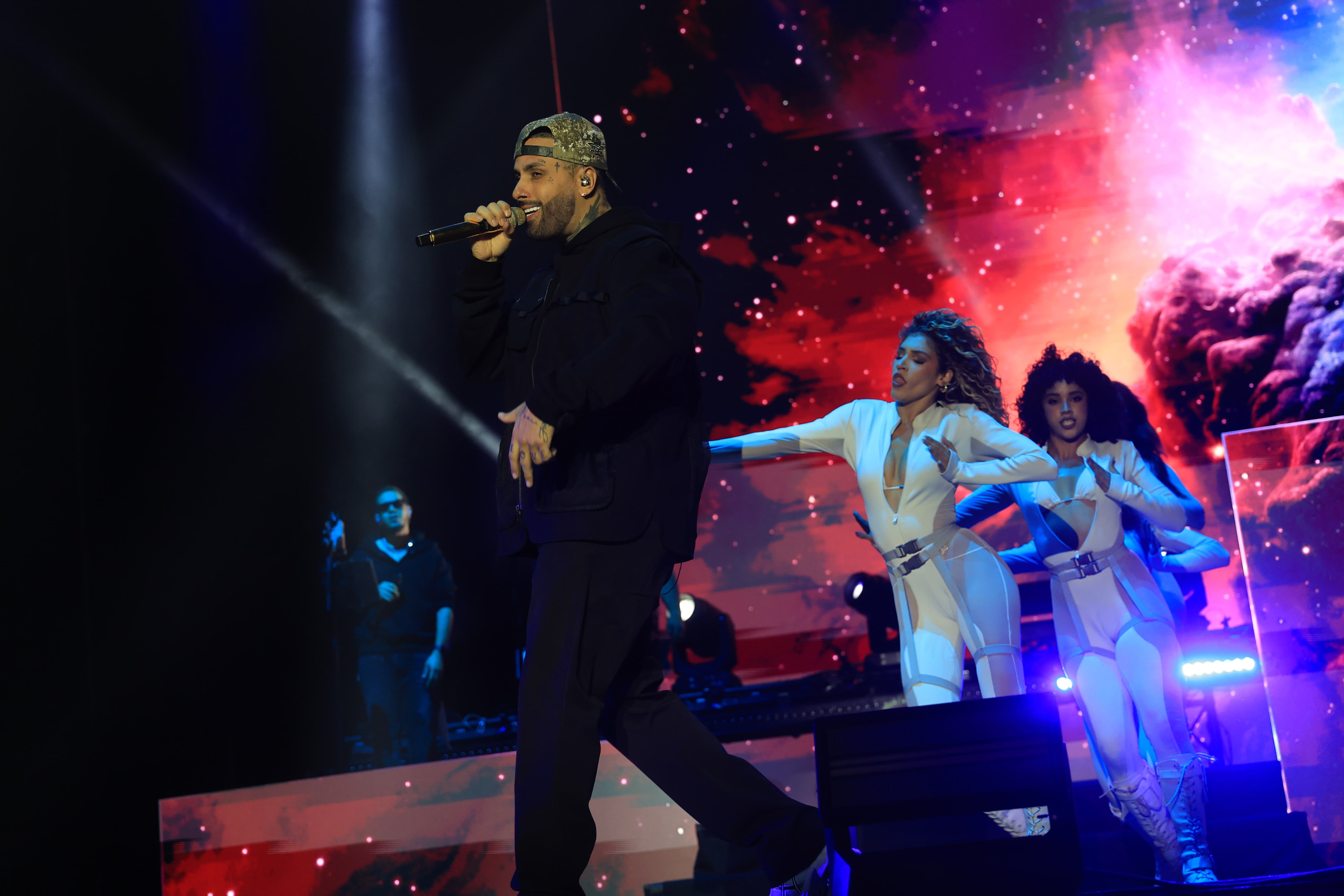 Asturias se rinde a la última descarga del Boombastic
