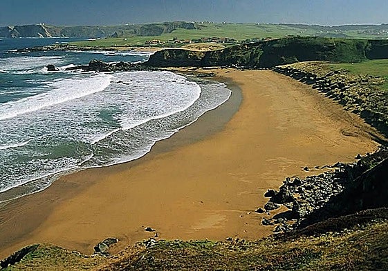 Playa de Carniciega, en Gozón.
