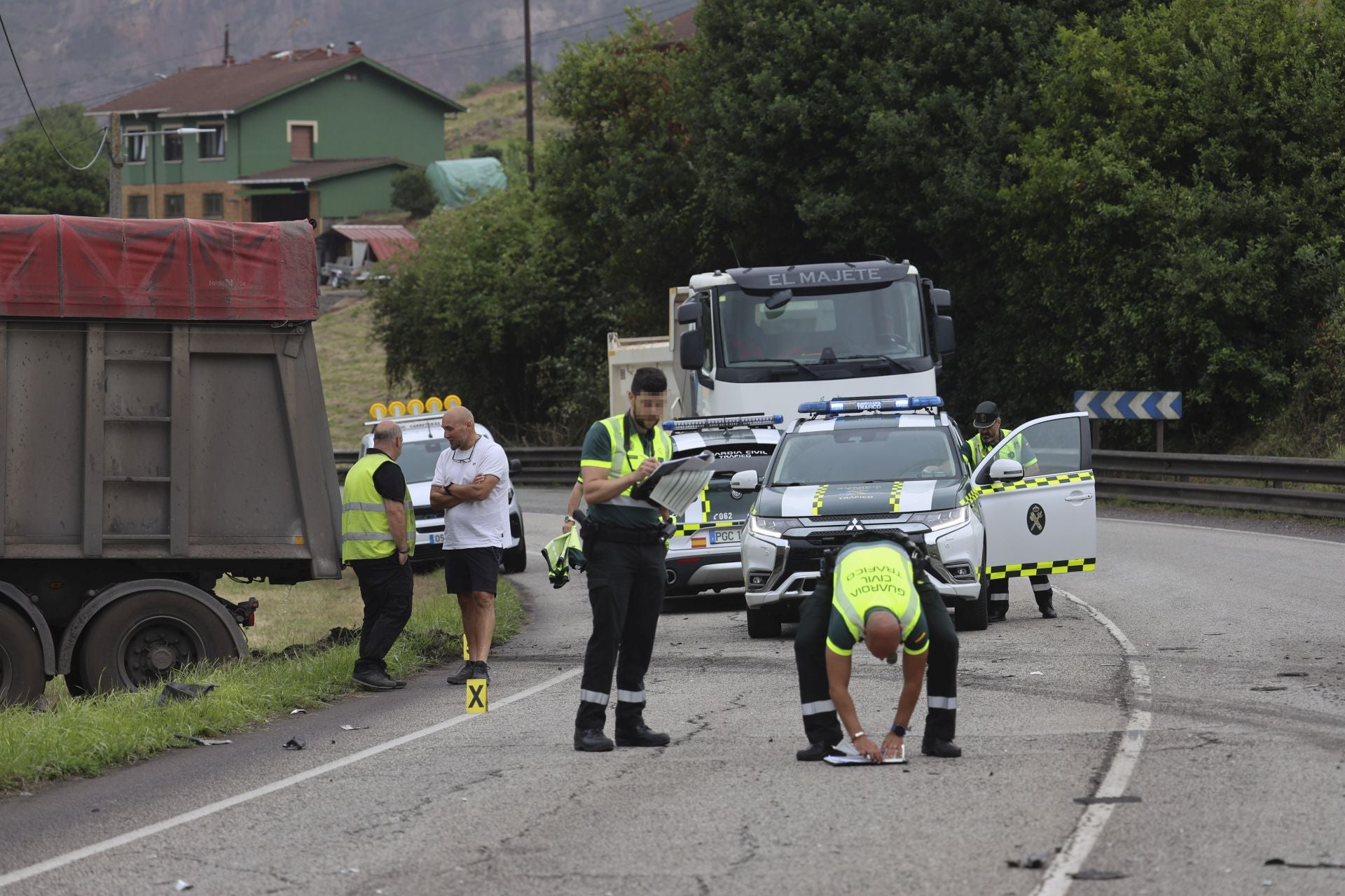 Las imágenes del accidente en Carreño que deja un fallecido