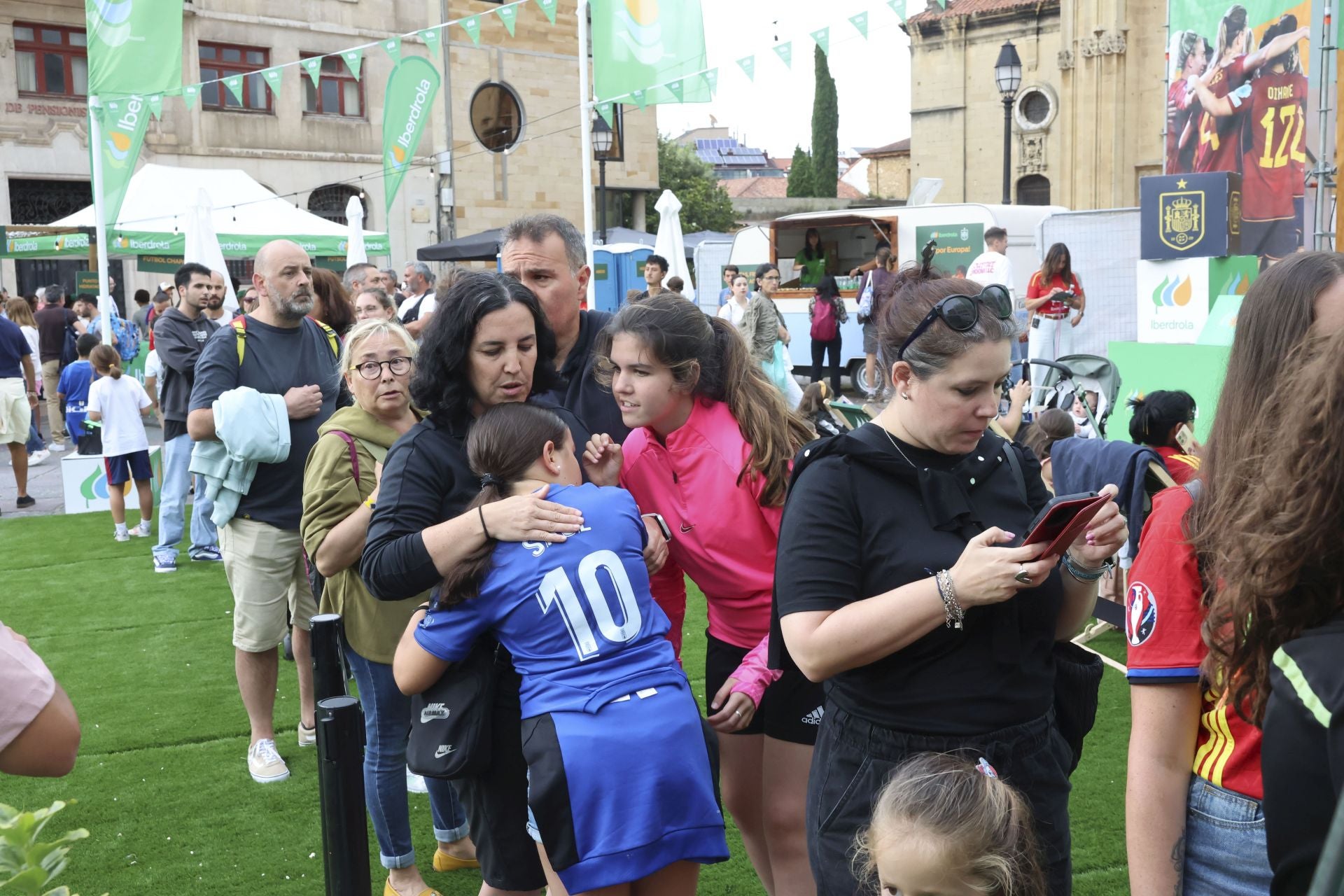 Oviedo se vuelca con la Selección española femenina
