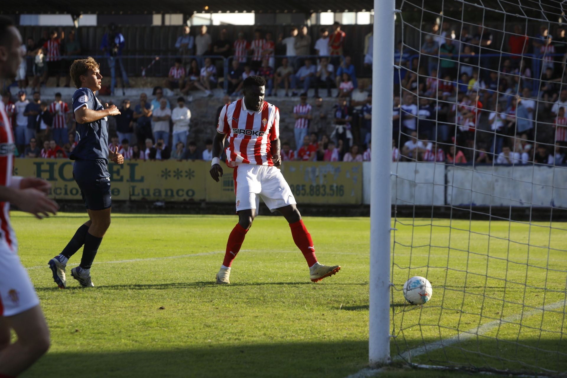 Las mejores imágenes del Marino de Luanco - Sporting de Gijón
