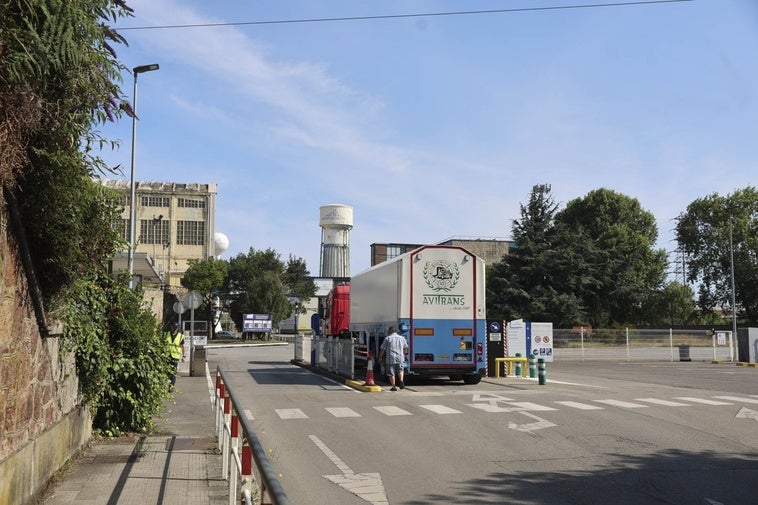Saint-Gobain se moviliza para salvar al horno de Avilés
