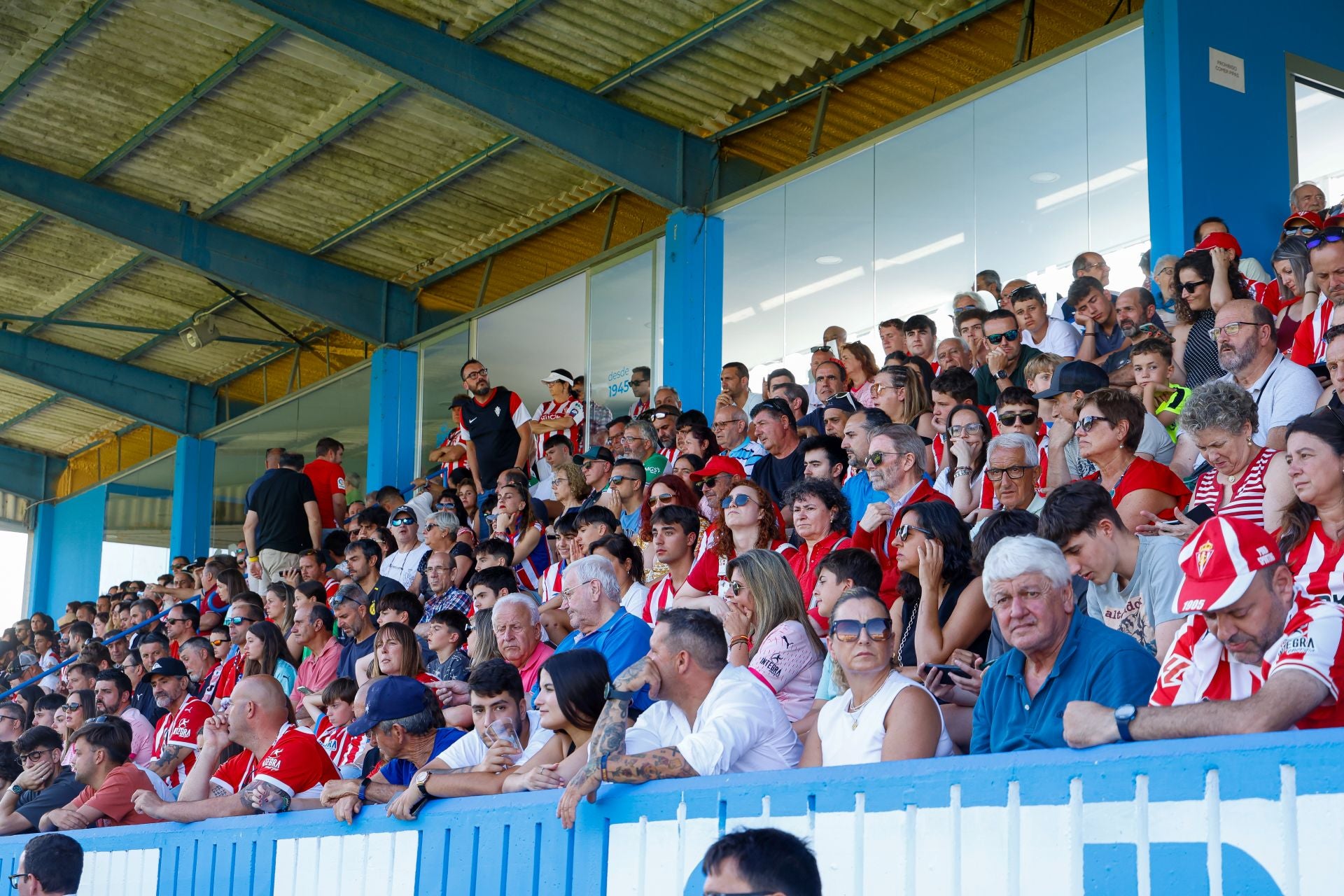 ¿Estuviste en el Sporting de Gijón - Racing de Santander? ¡Búscate!