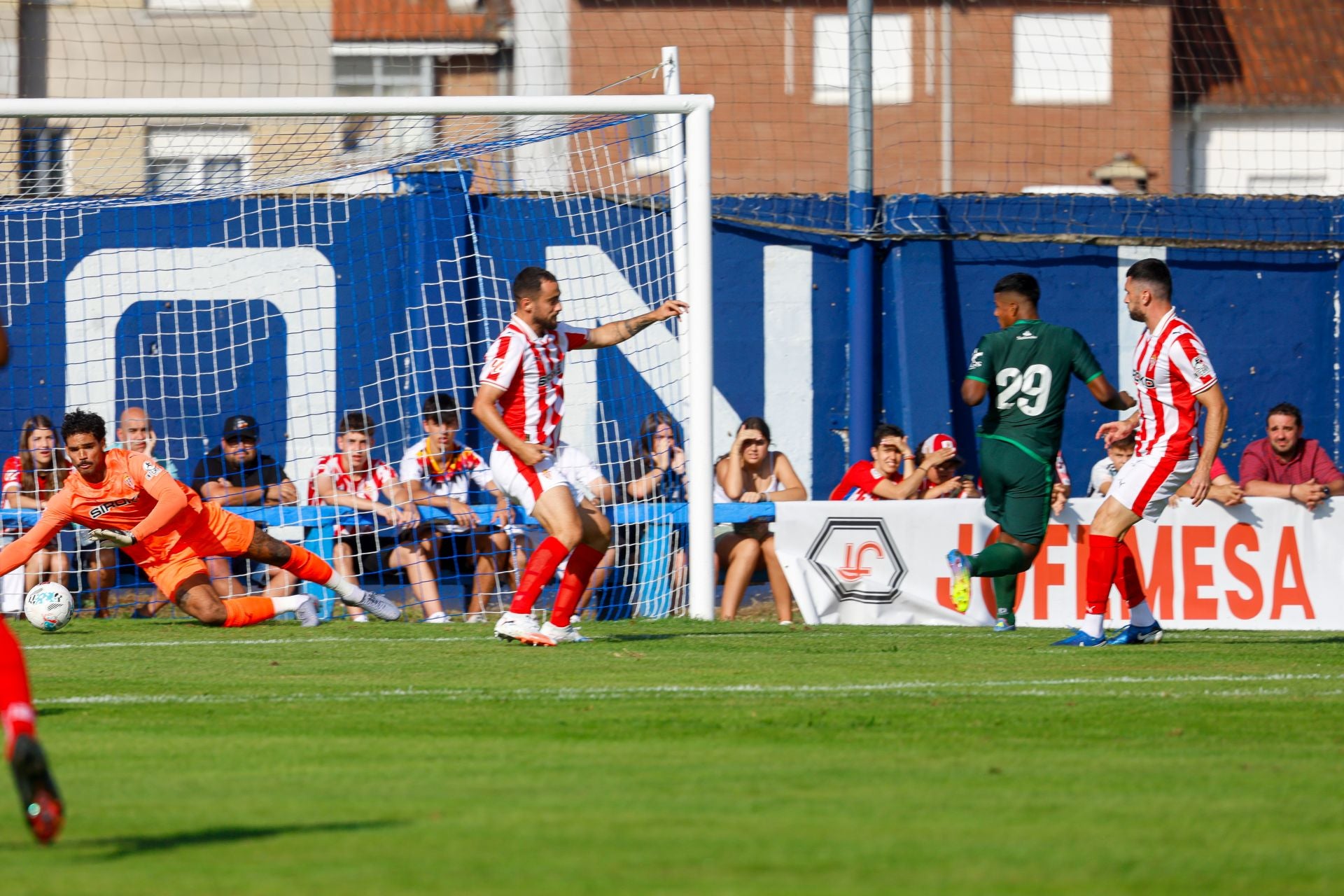 Las mejores imágenes del Sporting - Racing de Santander