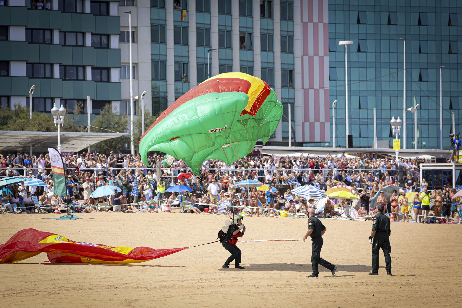 Las imágenes más espectaculares del Festival Aéreo de Gijón 2025