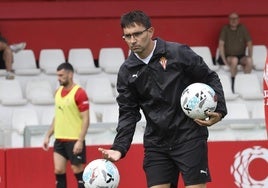 Asier Garitano, durante el entrenamiento matinal de la jornada de este lunes.