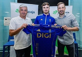 Presentación oficial del nuevo jugador del Real Oviedo, Álex Forés.