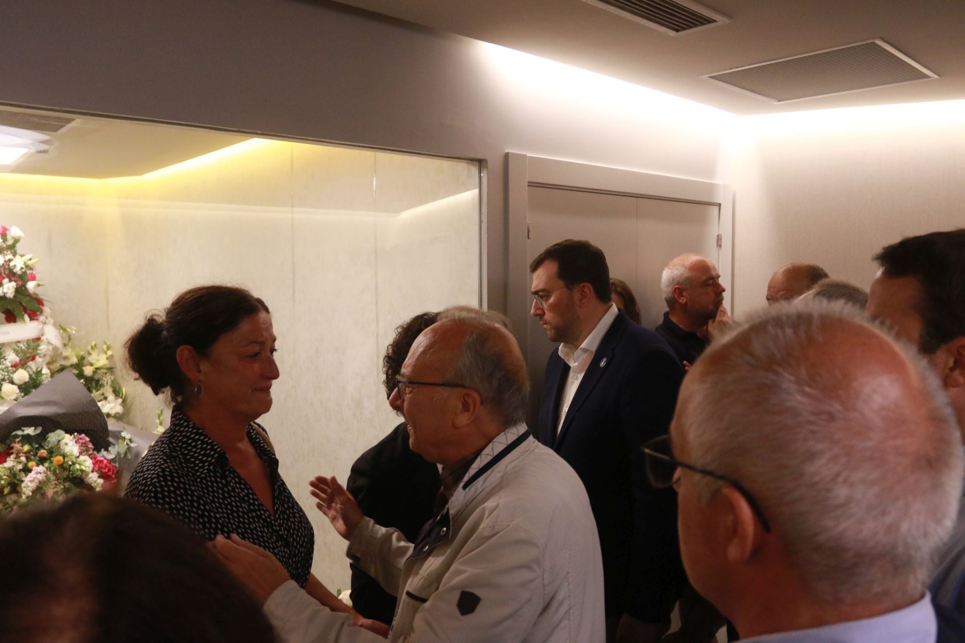 Asturias se entrega en un multitudinario adiós a Xuan Bello