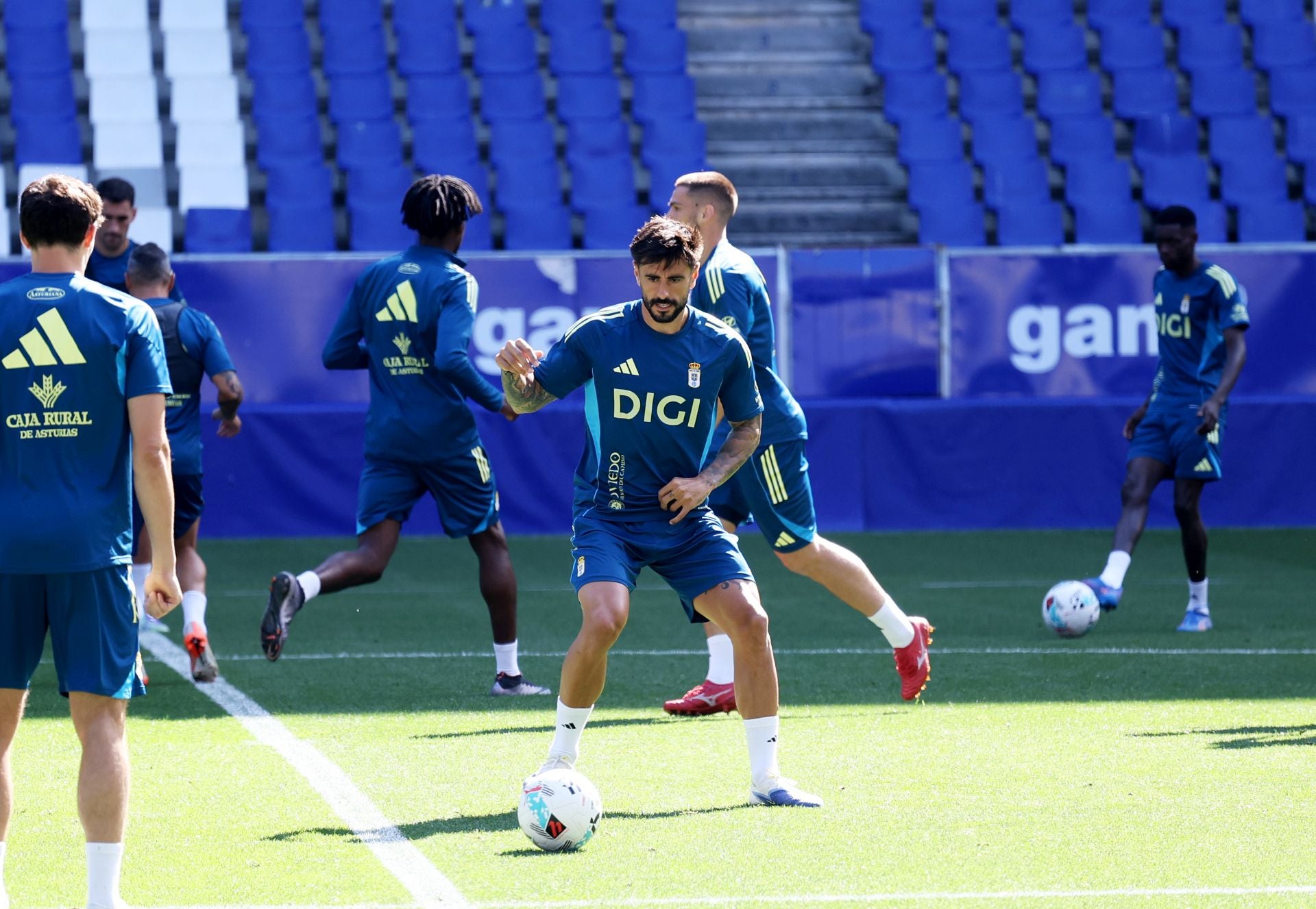 El entrenamiento del Real Oviedo de este 30 de julio, en imágenes