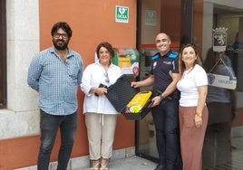 El alcalde de Llanes, la concejala Aurora Aguilar, el jefe de la Policía Local, Cristian Peón, y la concejala Mónica Remis