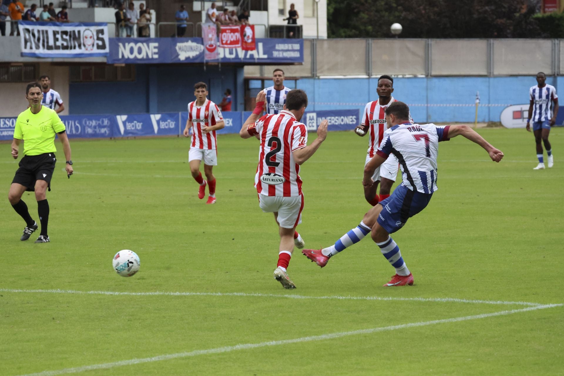 Las mejores imágenes del Real Avilés - Sporting de Gijón