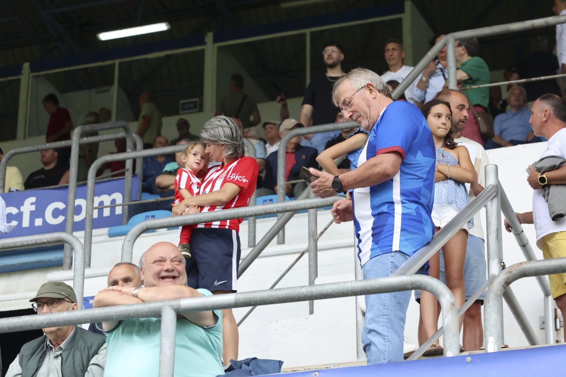 Las mejores imágenes del Real Avilés - Sporting de Gijón