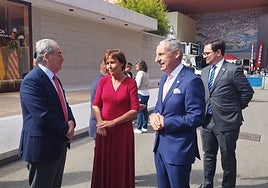 La alcaldesa de Gijón, Carmen Moriyón, a su llegada al acto de inauguración de la 68 edición de la Feria de Muestras de Asturias.