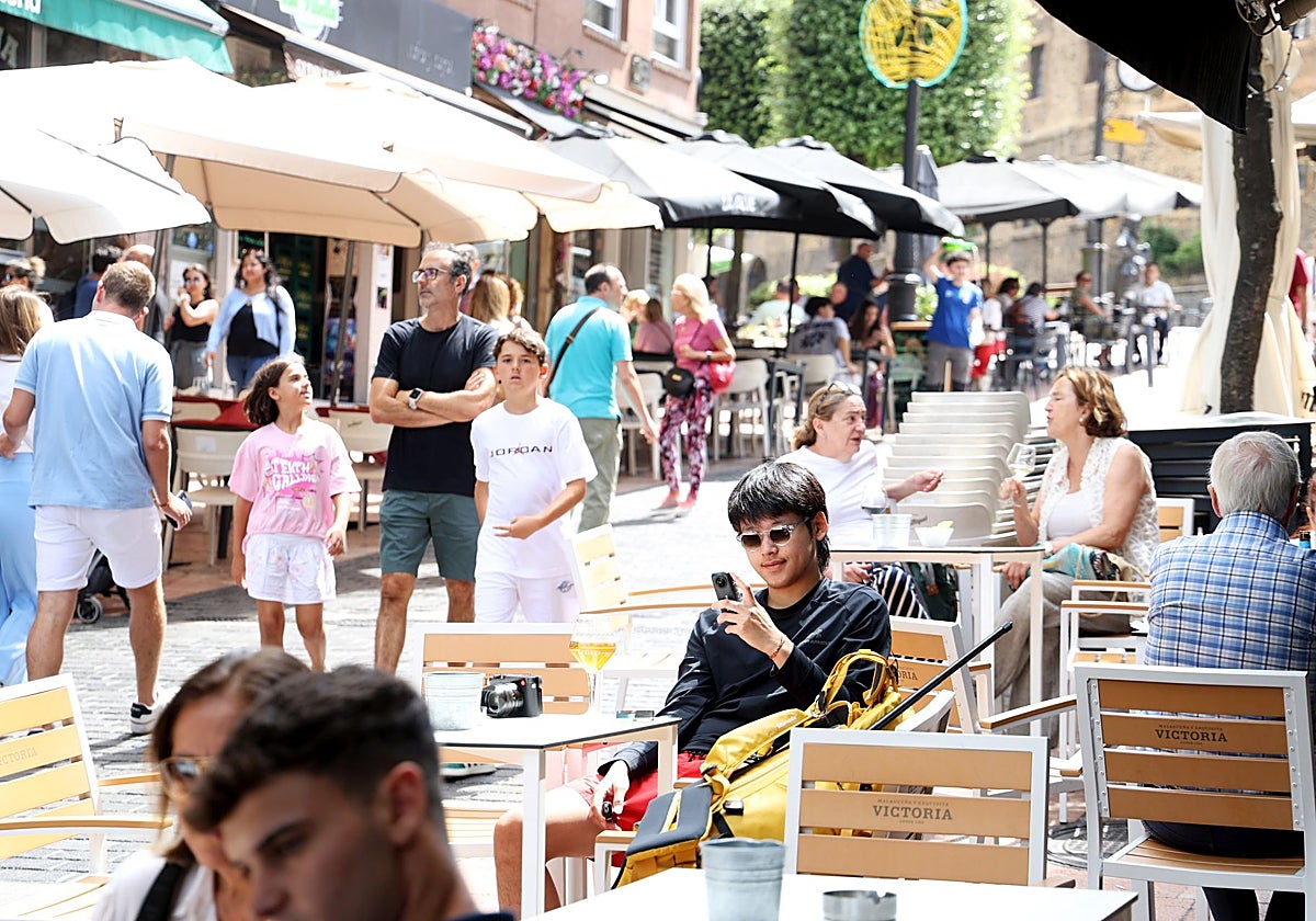 Gascona, muy animada.