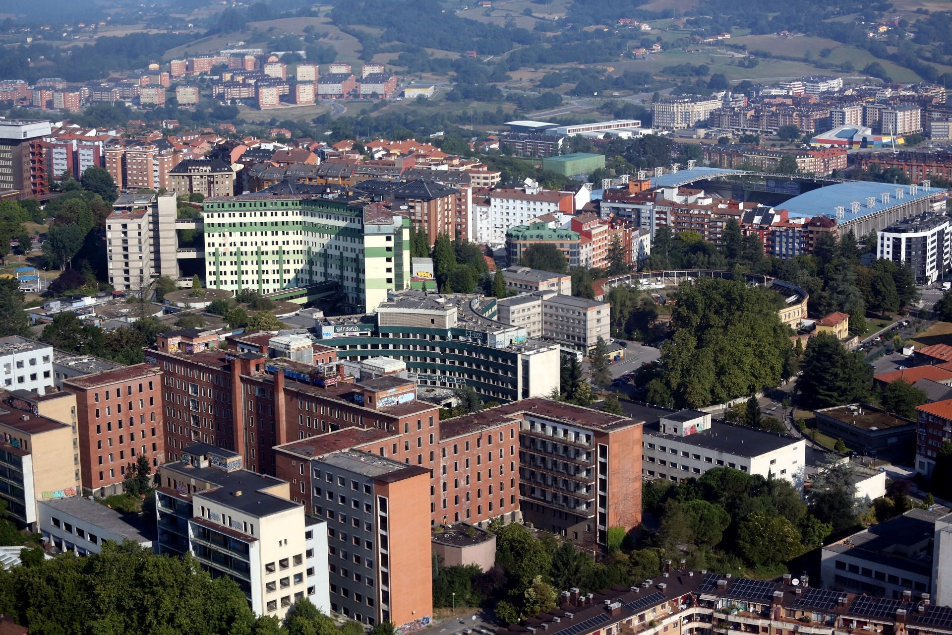 Así se ve Oviedo desde el helicóptero de la Policía Nacional