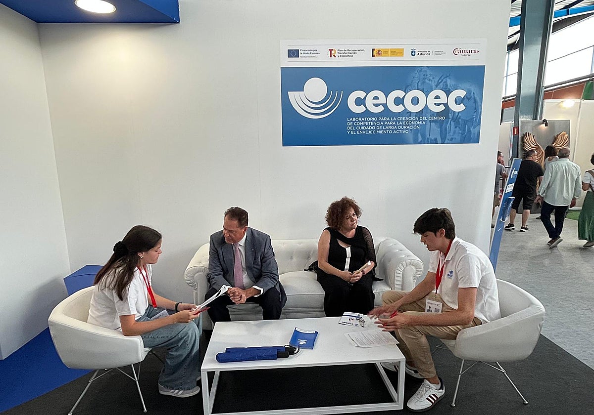 Félix Baragaño y Marta del Arco, encuestados para Cecoec.