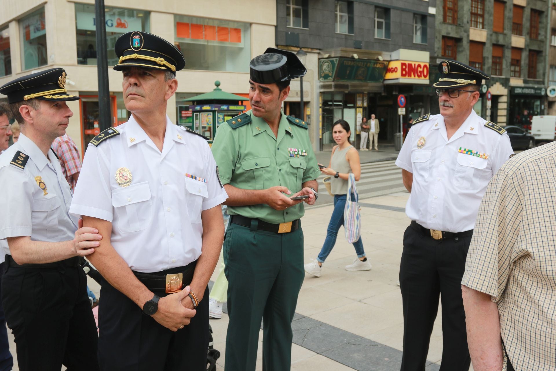 Así ha sido la ofrenda floral a Jovellanos en Gijón