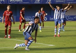 Natalio celebra su primer gol ante la Cultural Leonesa.