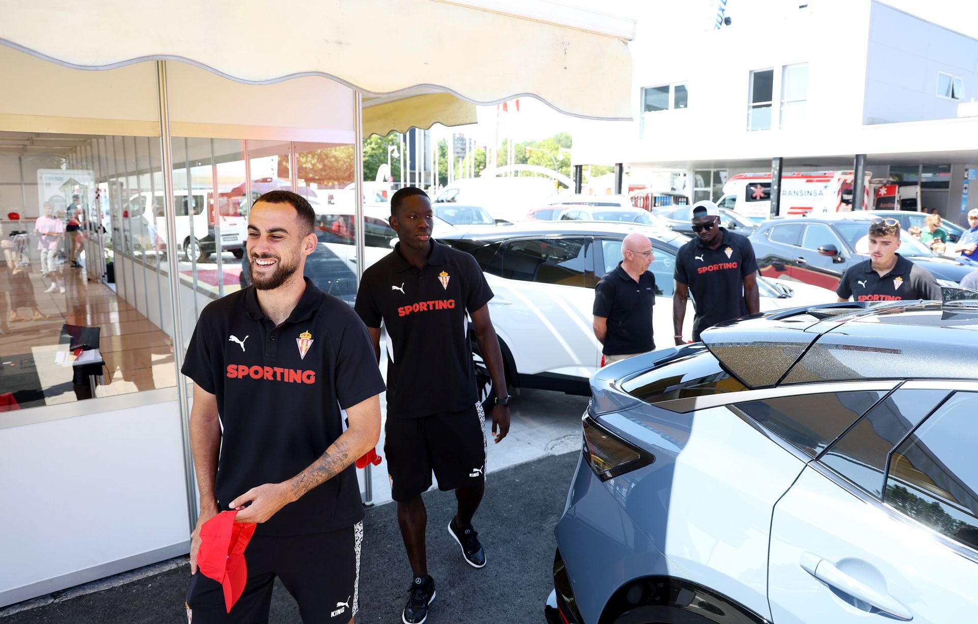 El Sporting de Gijón disfruta de la Feria de Muestras de Asturias