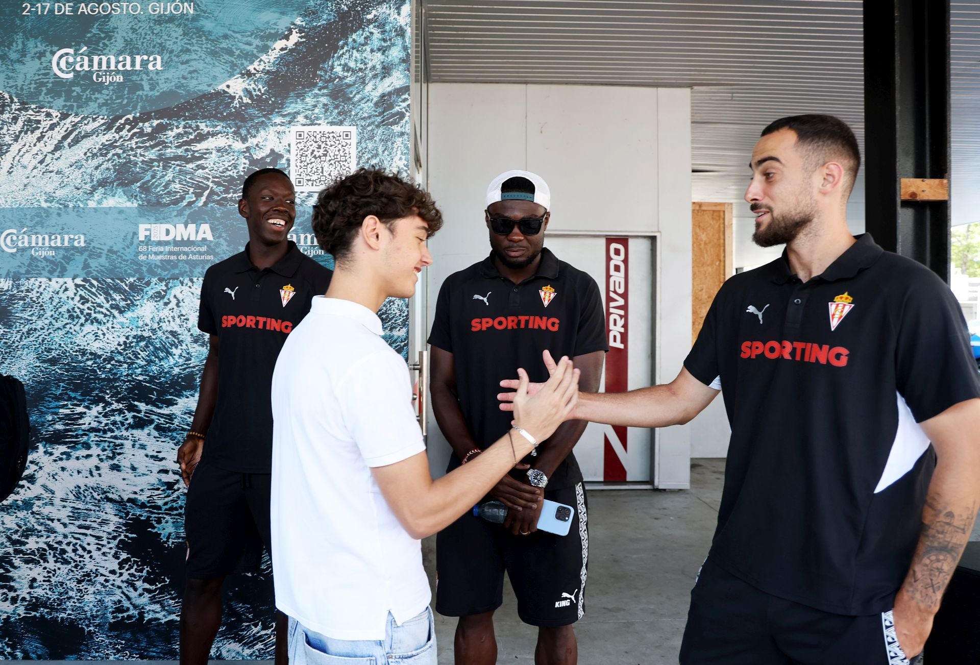 El Sporting de Gijón disfruta de la Feria de Muestras de Asturias