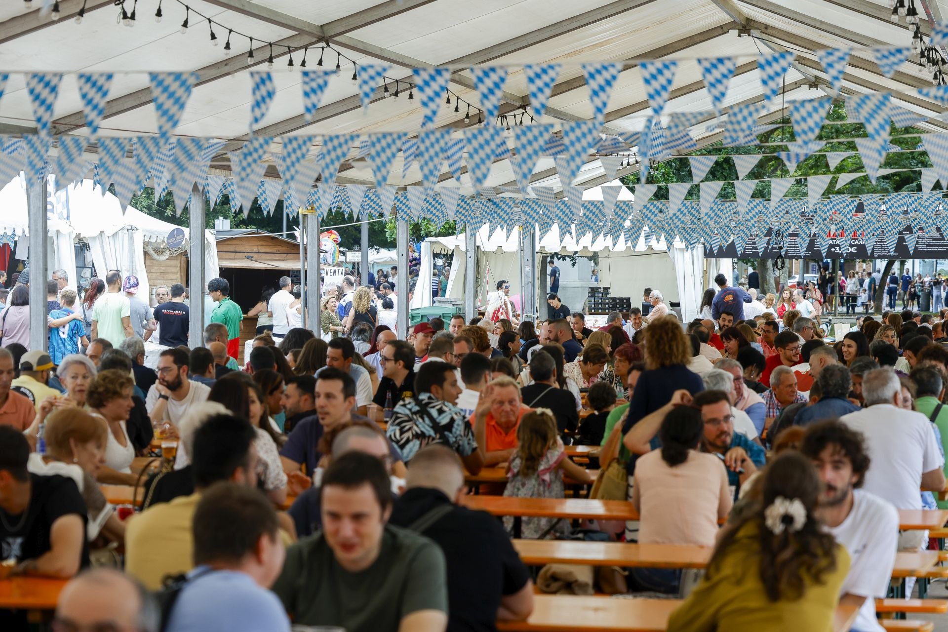 Avilés se rinde a la cerveza