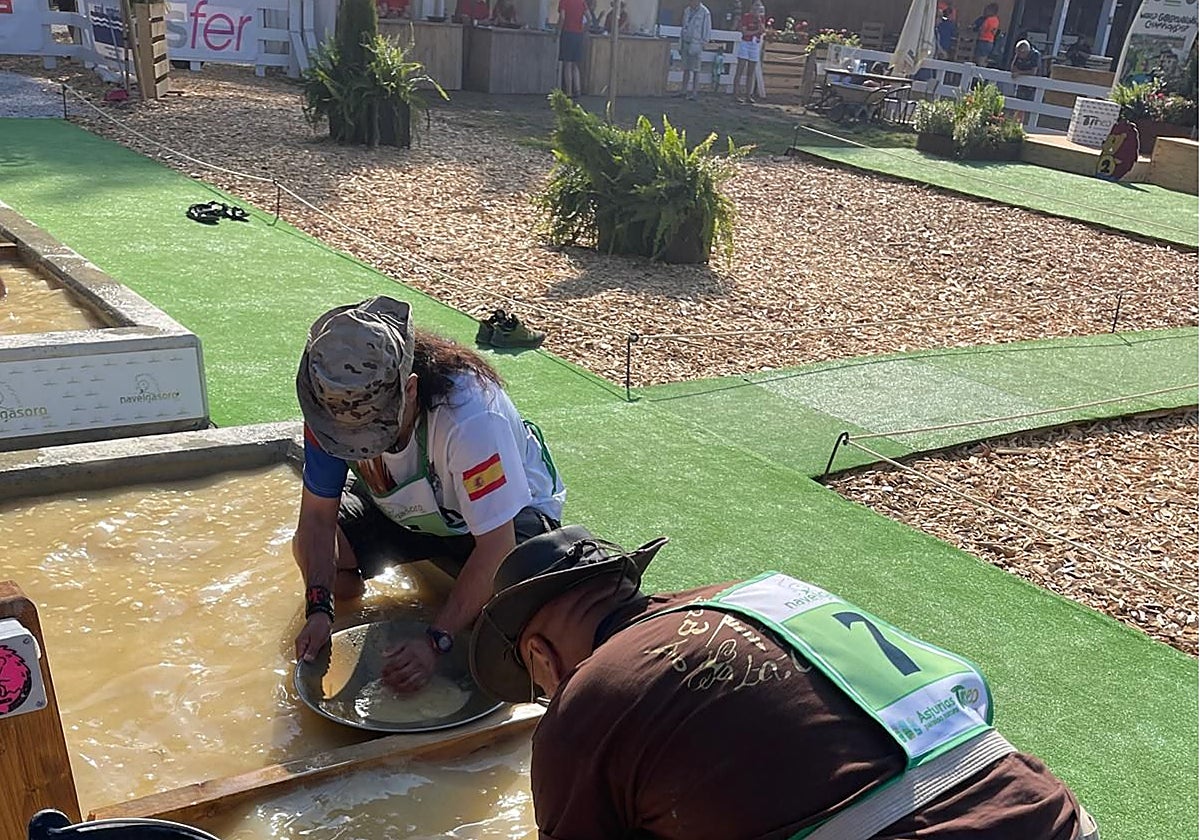 Dos participantes batean en Navelgas