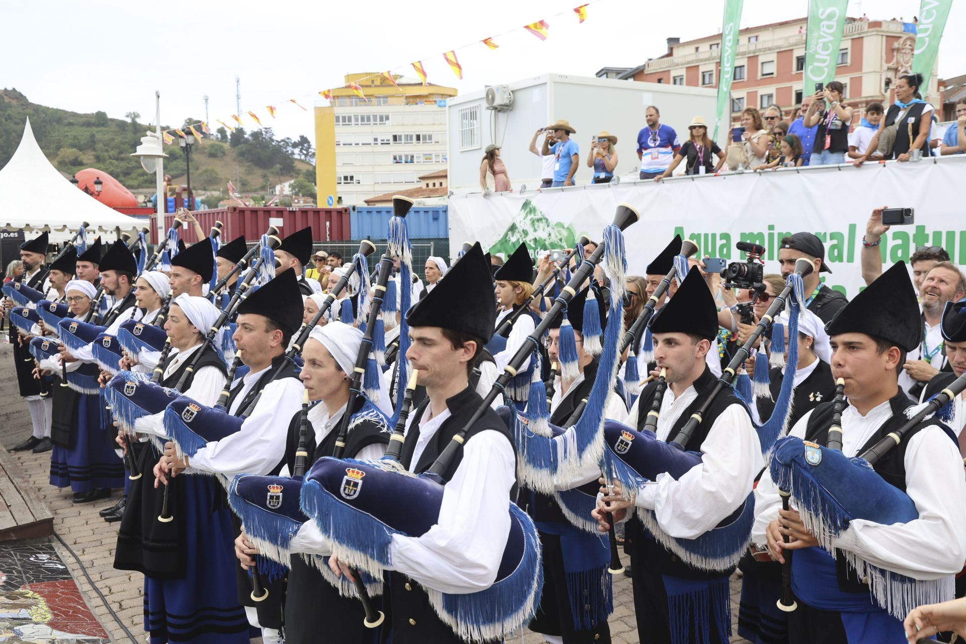 Descenso del Sella: las mejores fotos de la Fiesta de les Piragües