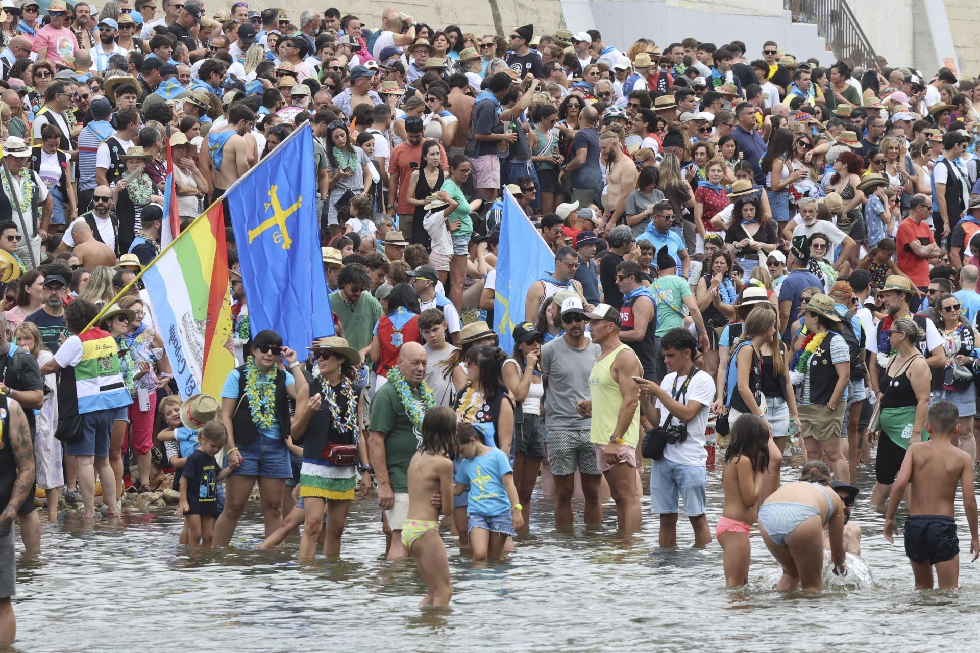 Descenso del Sella: las mejores fotos de la Fiesta de les Piragües
