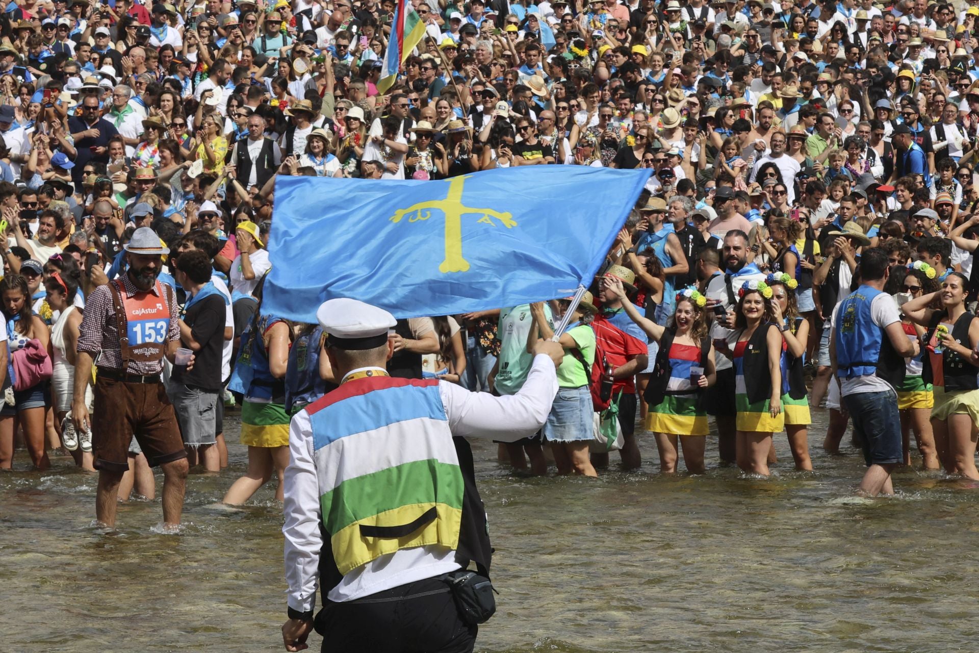 Descenso del Sella: las mejores fotos de la Fiesta de les Piragües
