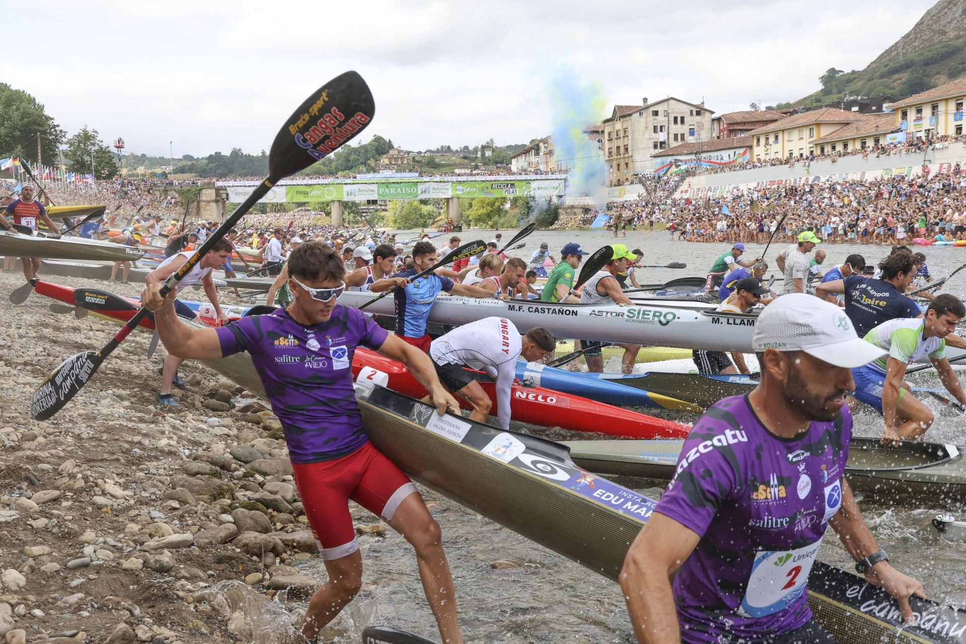 Descenso del Sella: las mejores fotos de la Fiesta de les Piragües