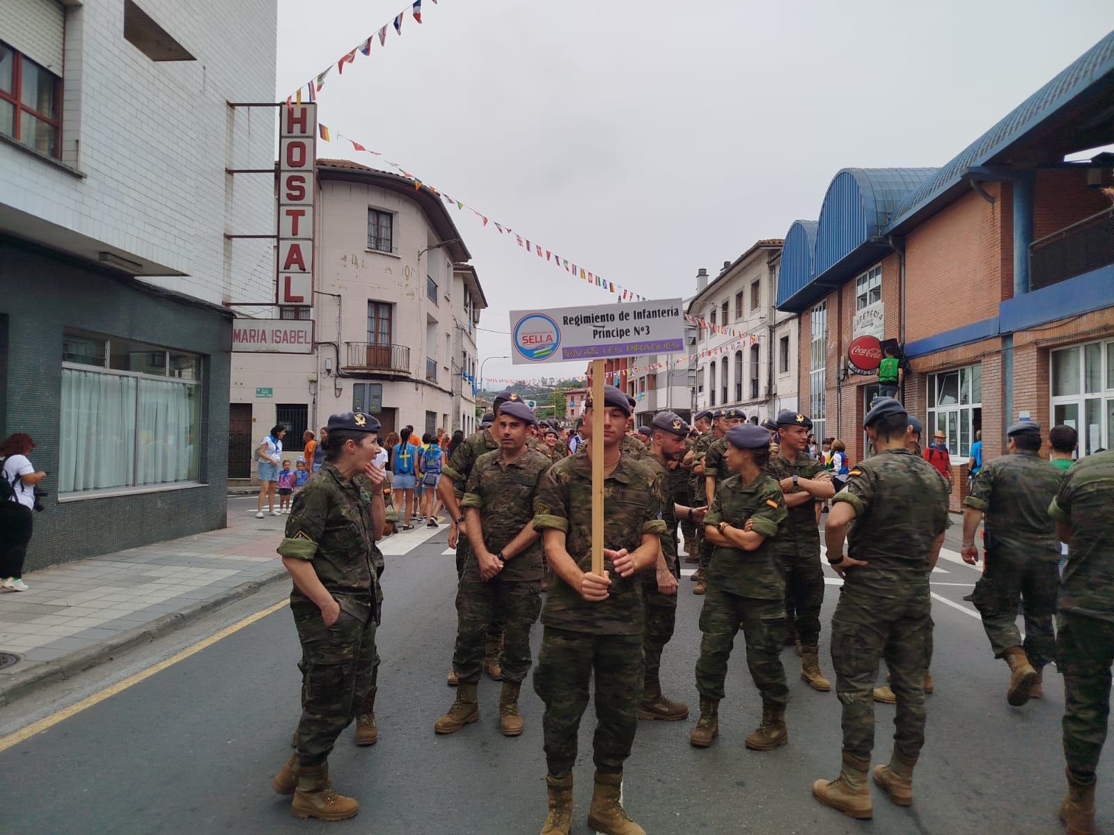 Así fue el desfile del Descenso del Sella 2025. ¡Búscate en las fotos!